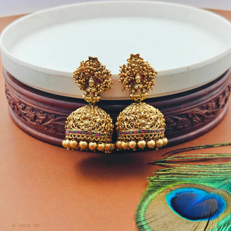 Jhumkas