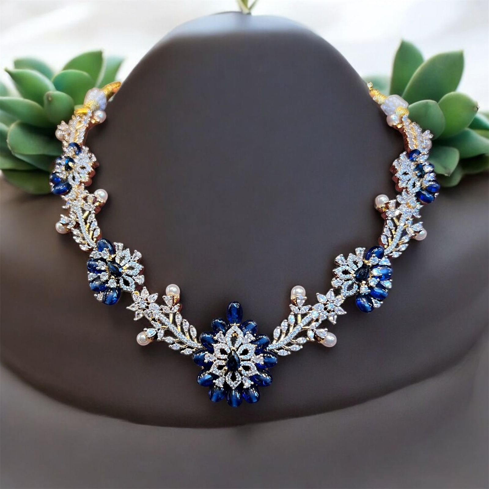 LATEST TRENDING JEWELLERY