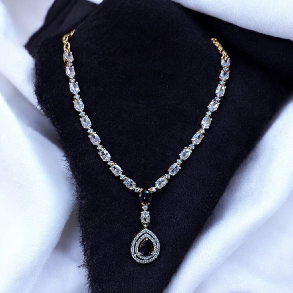 Solitaire Replica necklaces set