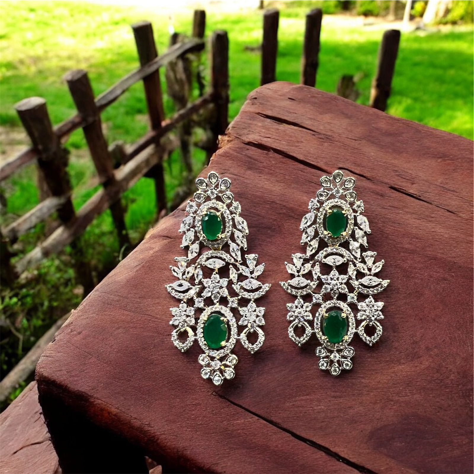 Bridal necklace Sparkle like a diamond, shine like gold