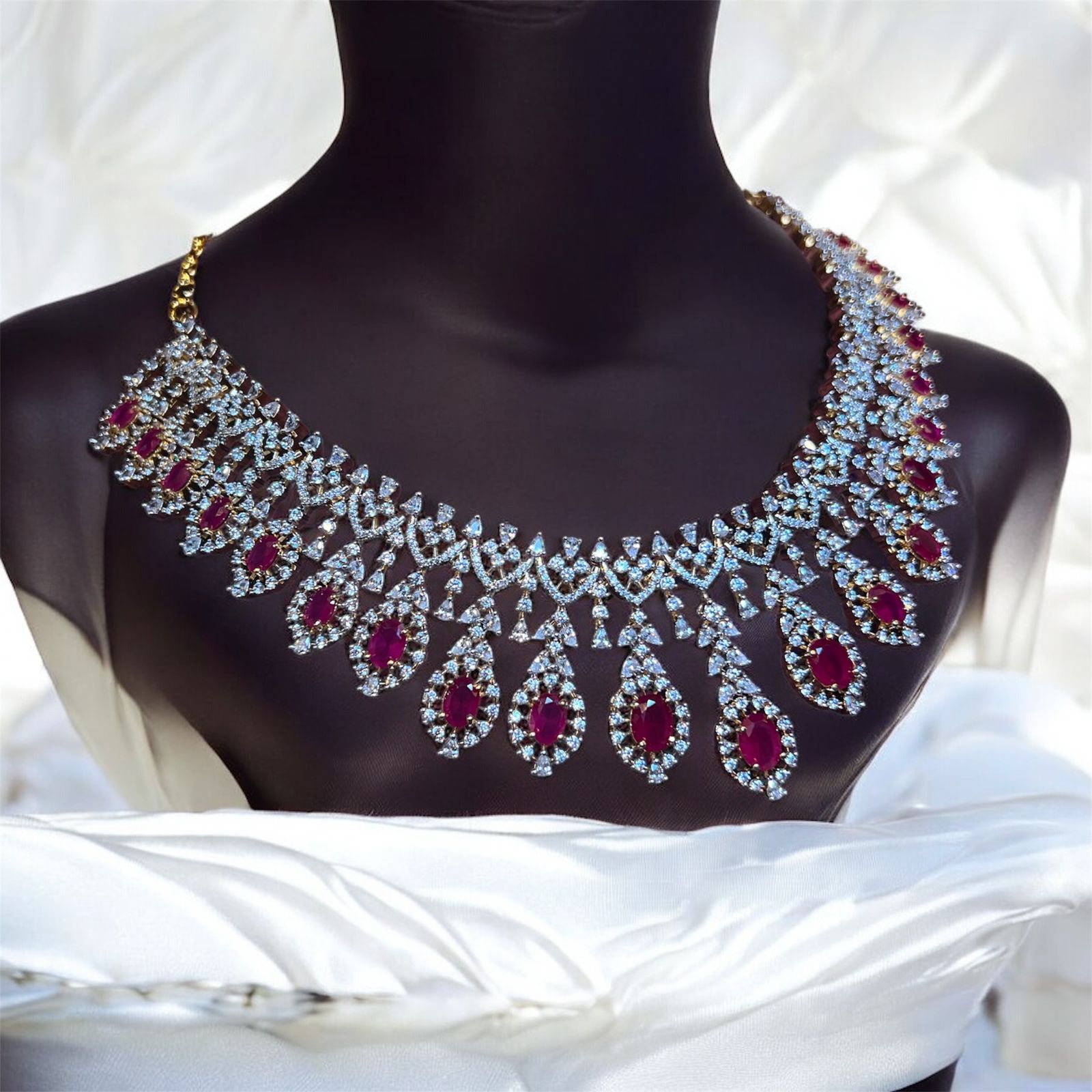 DIAMOND REPLICA NECKLACE SET